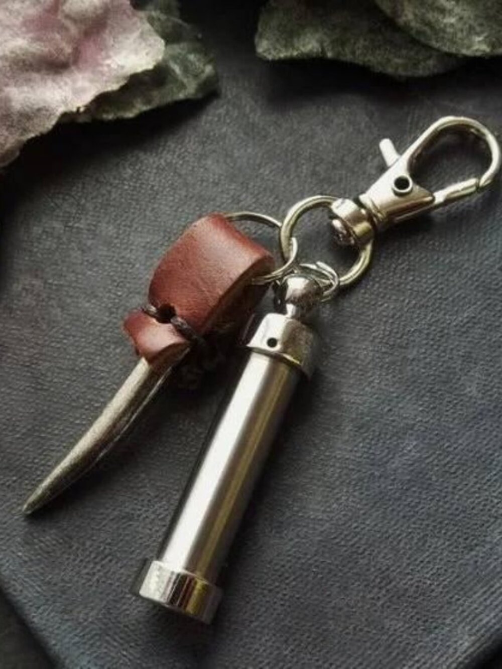 Stainless Steel Cylinder Keychain Capsule Leather Claw Charm